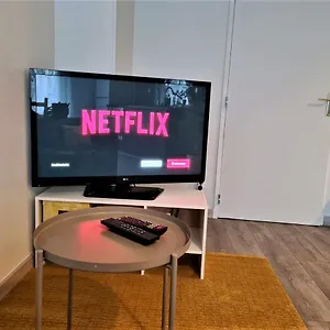 Grand Studio Lyon Proche Metro - Wifi Appartement